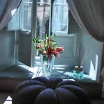 The House With Steam Room, Jacuzzi And Theater View Apartment Cortona