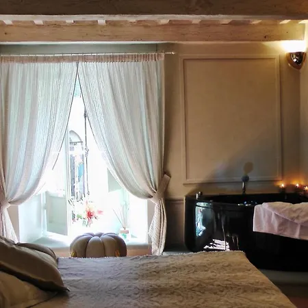 The House With Steam Room, Jacuzzi And Theater View Daire *