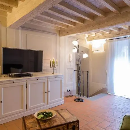 The House With Steam Room, Jacuzzi And Theater View Daire Cortona