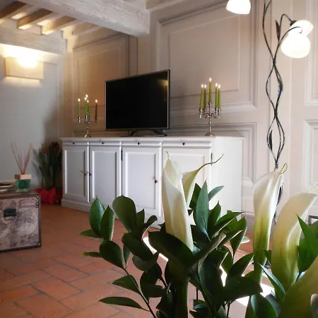 The House With Steam Room, Jacuzzi And Theater View Daire *