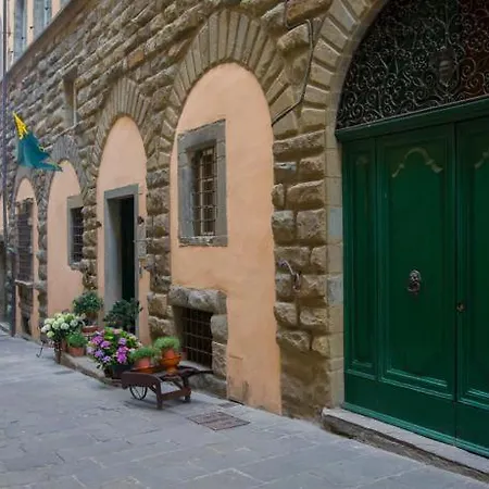 Apartamento The House With Steam Room, Jacuzzi And Theater View