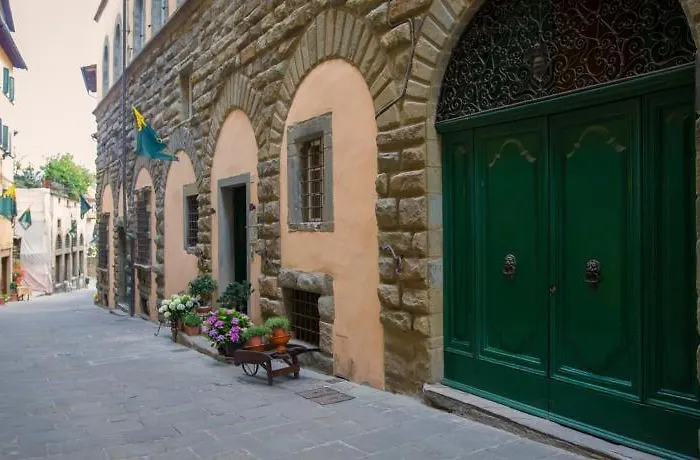 Apartamento The House With Steam Room, Jacuzzi And Theater View